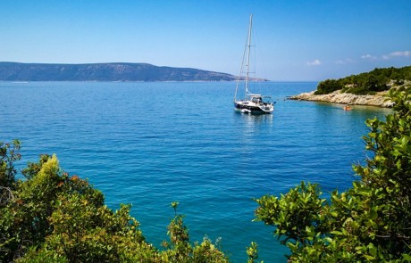 rent a boat with skipper